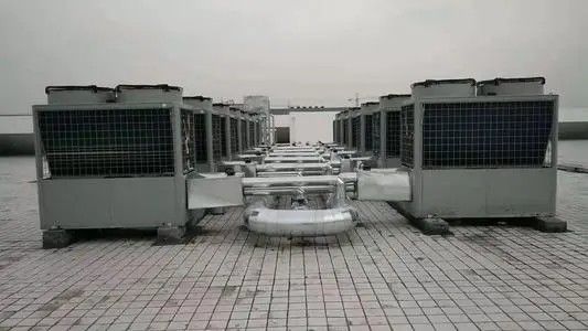 Ahorro de la energía del aire acondicionado de la pompa de calor de la fuente de aire de la calefacción por el suelo